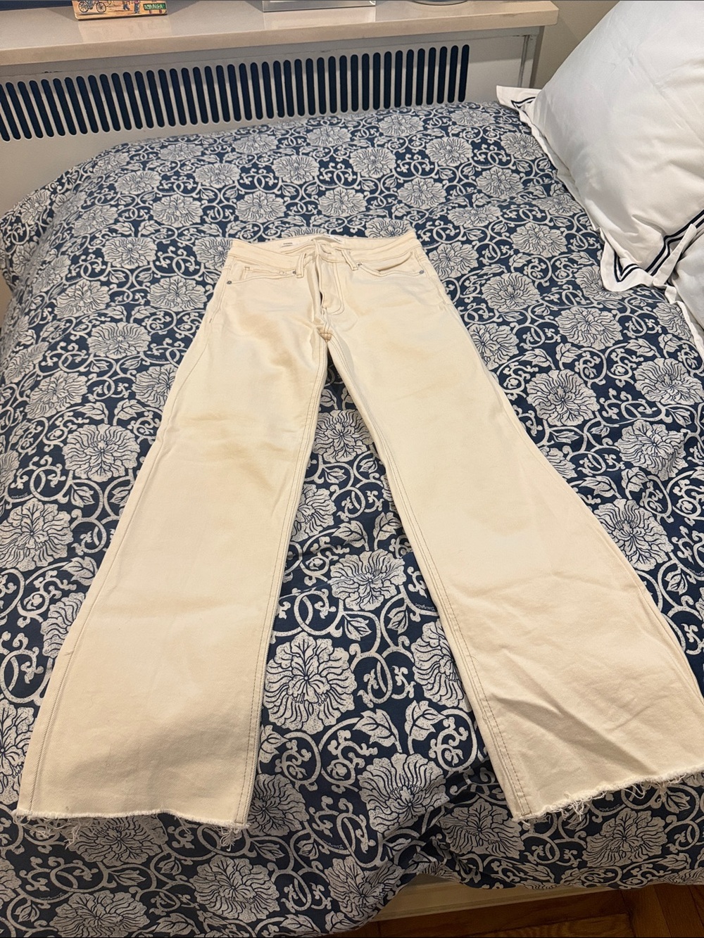 Mango Sienna Wide-Leg Jeans with Raw Hem